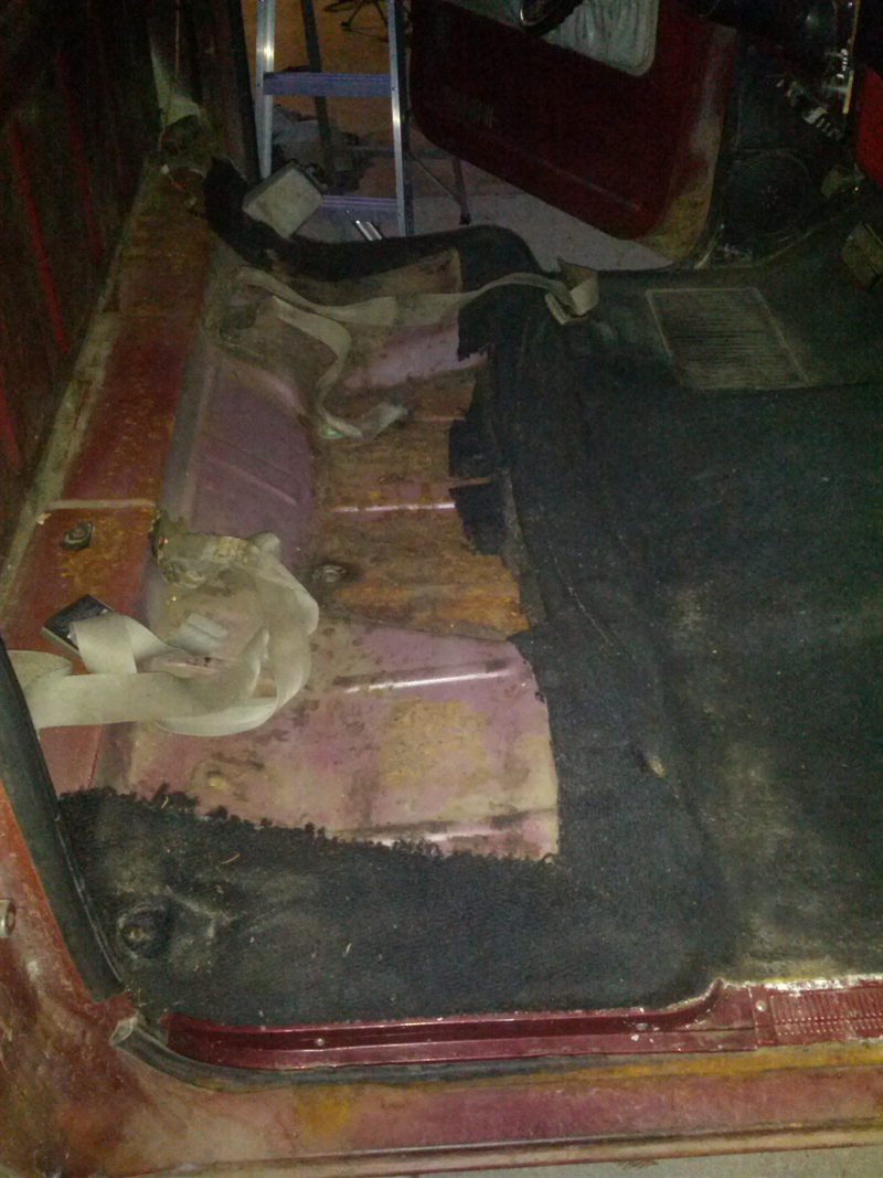 Illustration for article titled Did some more work on the truck today (Interior!)